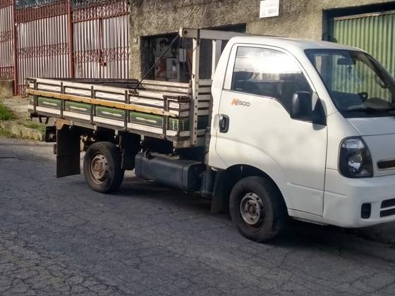 KIA BONGO 2.5 K-2500 4X2 CS TURBO DIESEL 2P MANUAL
